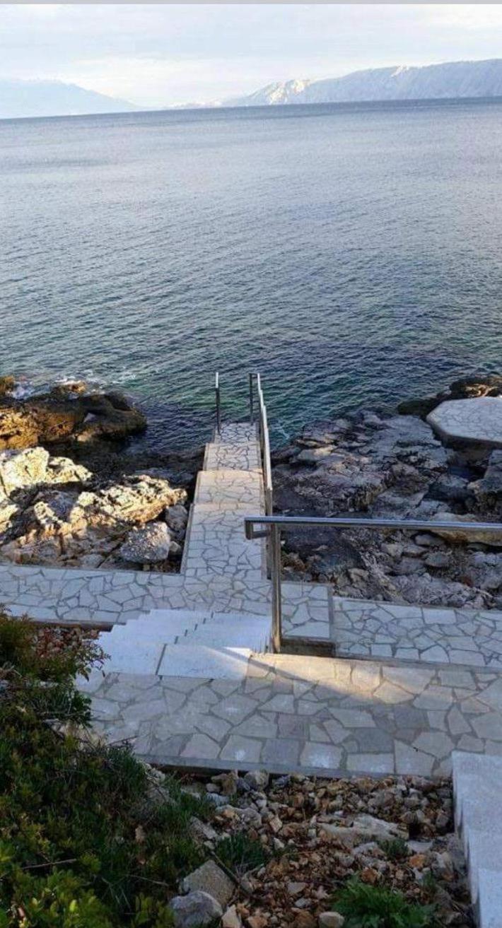 Sea House Lea Apartment โนวีวีโนดอลสกี ภายนอก รูปภาพ