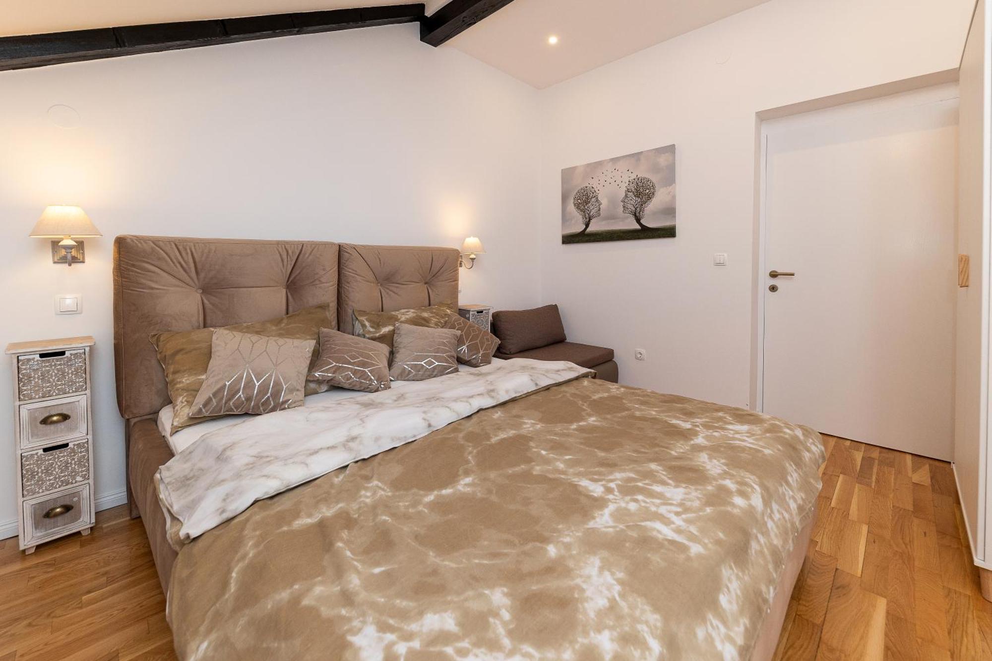 Sea House Lea Apartment โนวีวีโนดอลสกี ภายนอก รูปภาพ