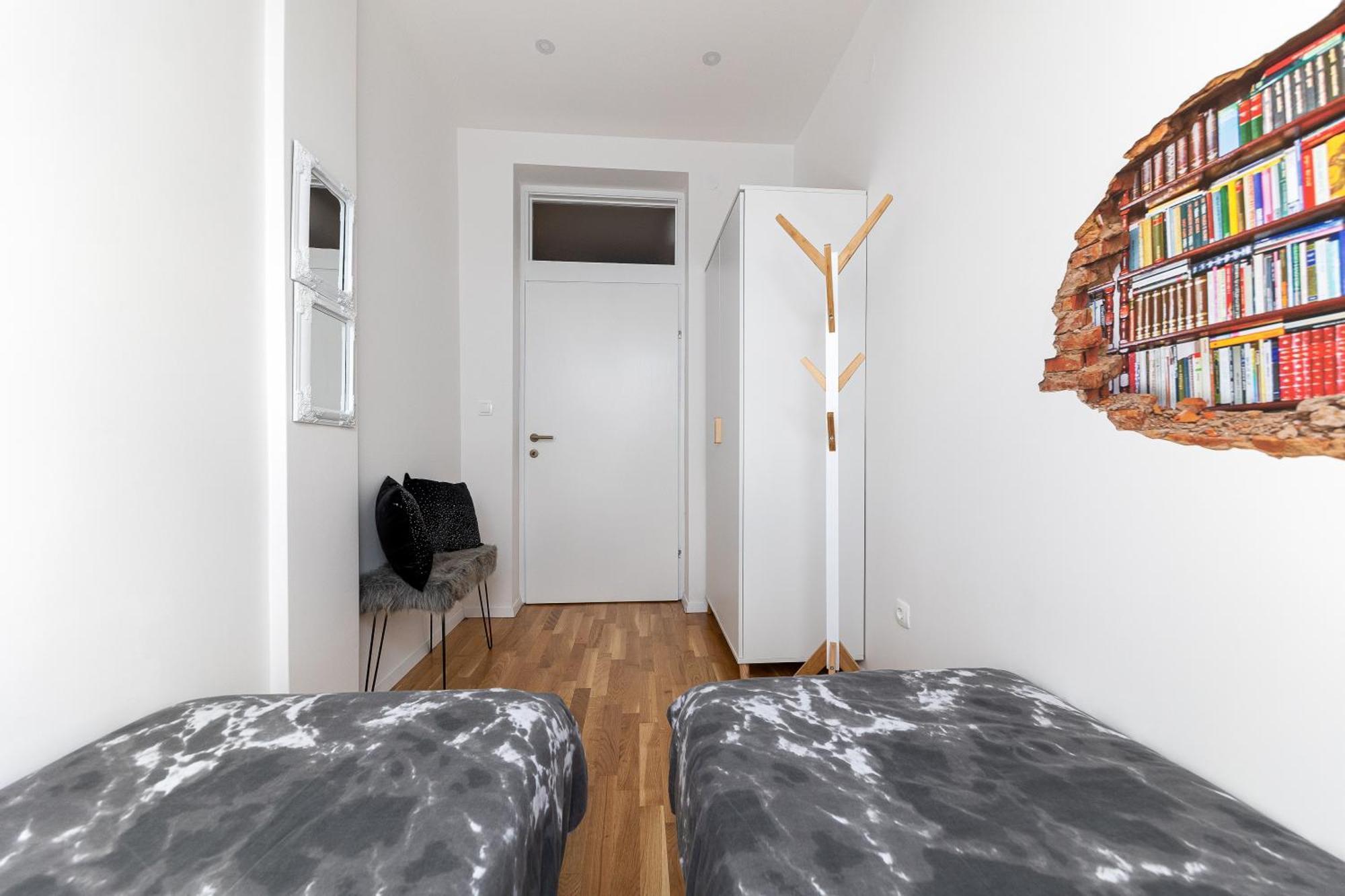 Sea House Lea Apartment โนวีวีโนดอลสกี ภายนอก รูปภาพ