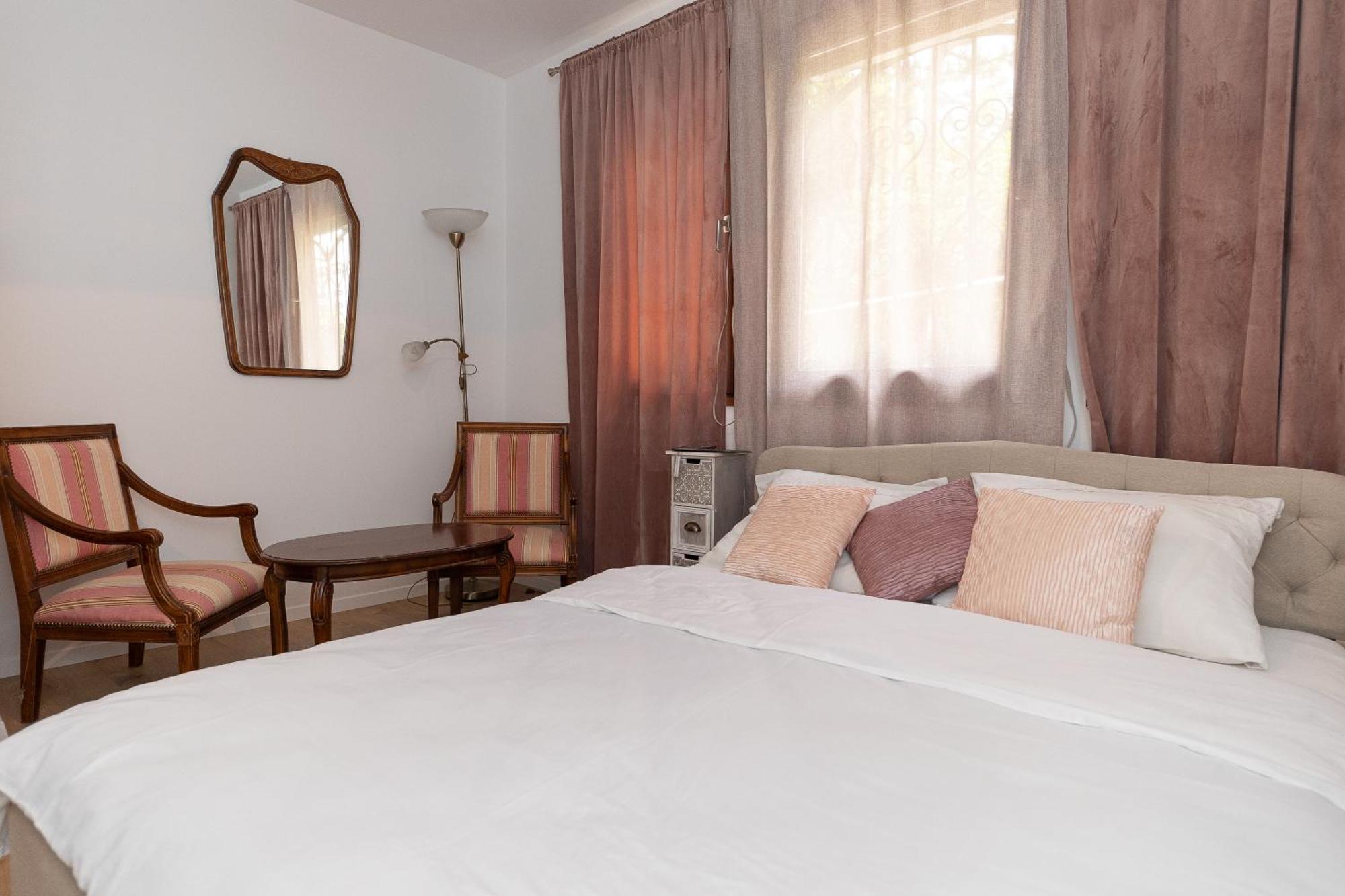 Sea House Lea Apartment โนวีวีโนดอลสกี ภายนอก รูปภาพ