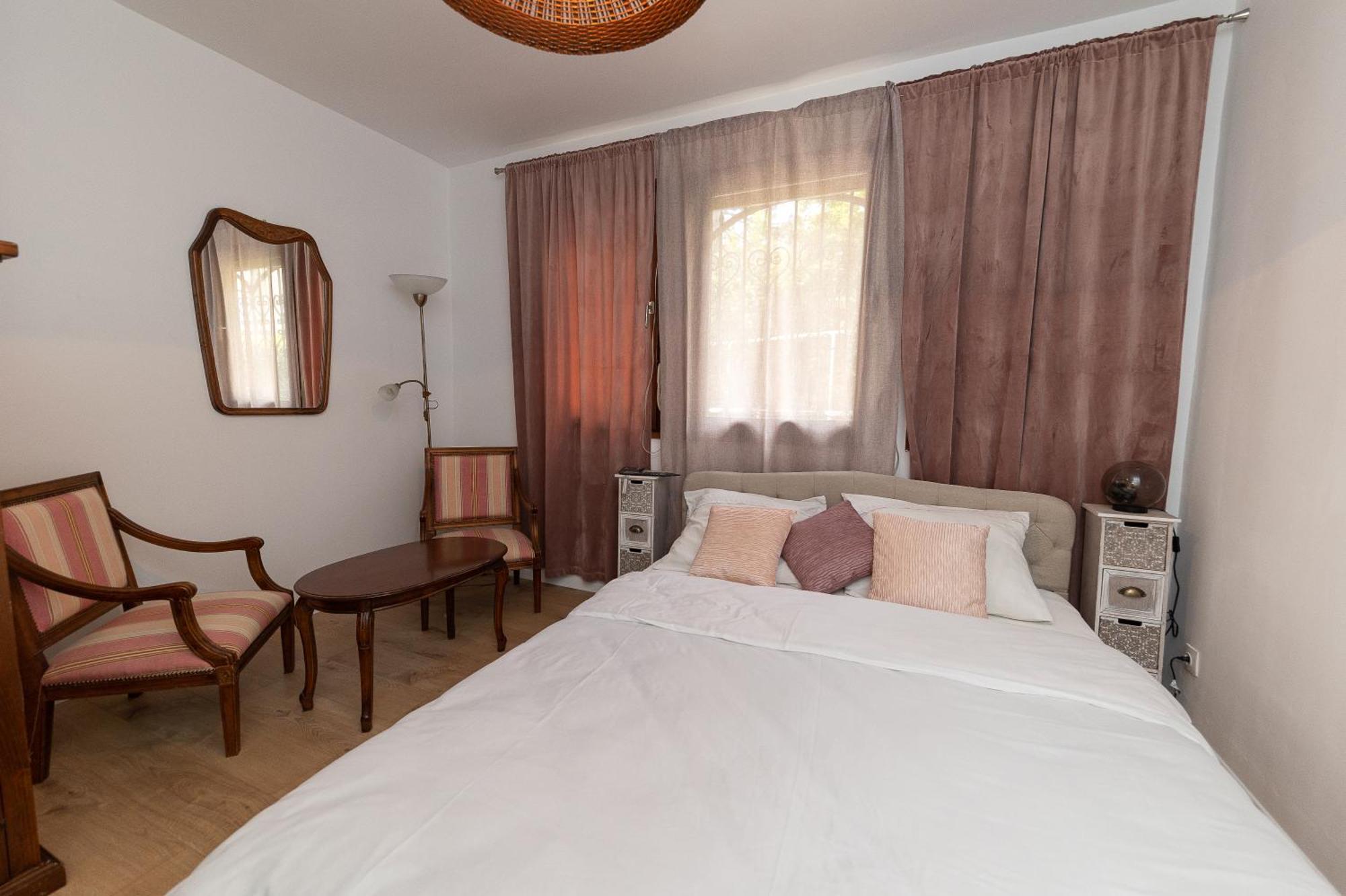 Sea House Lea Apartment โนวีวีโนดอลสกี ภายนอก รูปภาพ