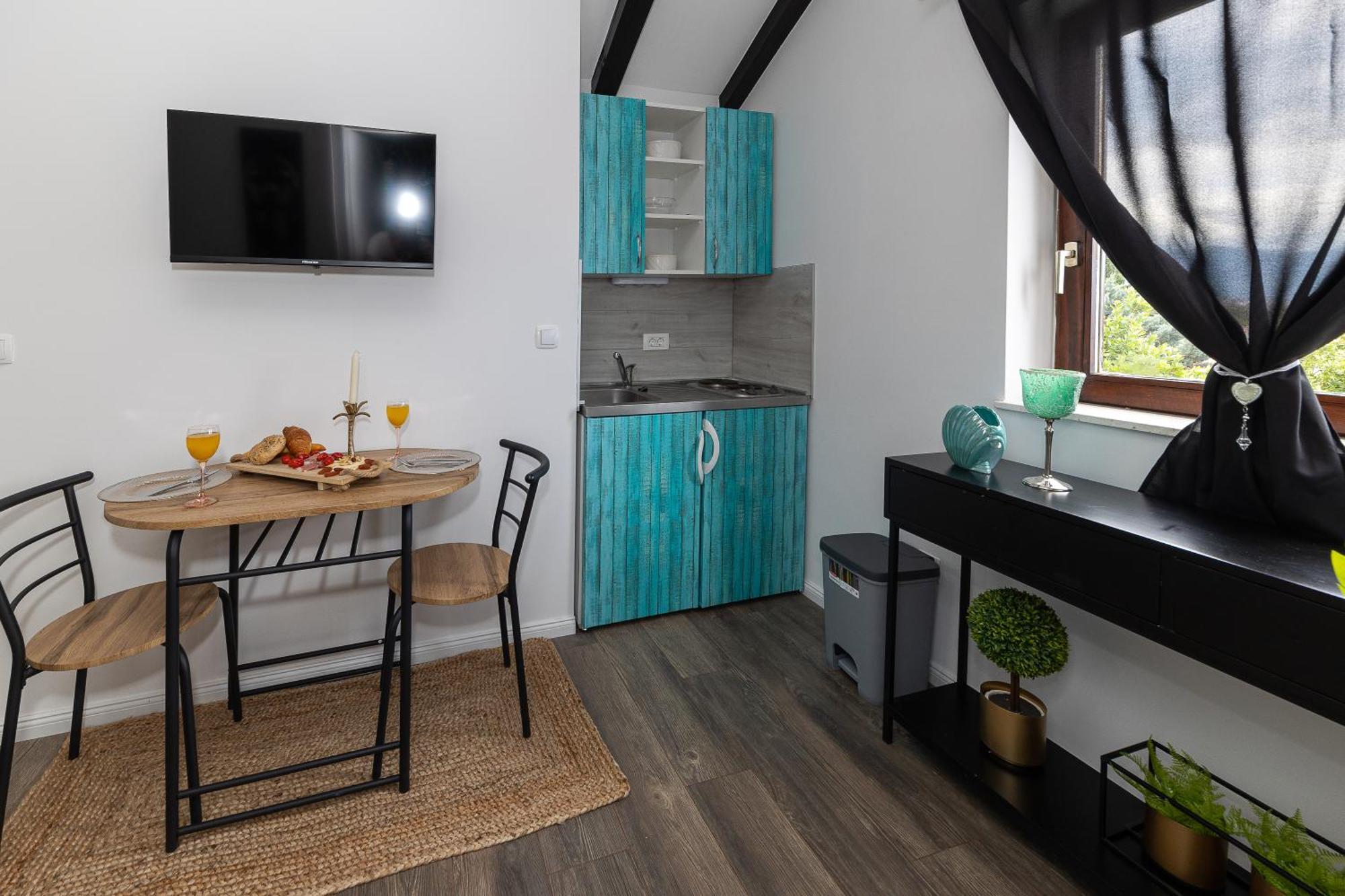 Sea House Lea Apartment โนวีวีโนดอลสกี ภายนอก รูปภาพ